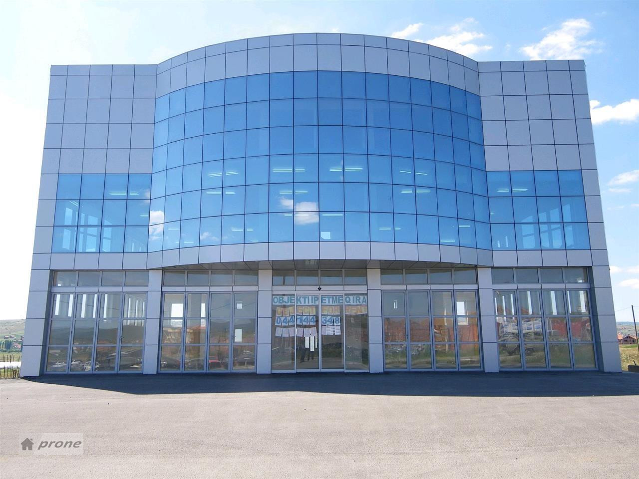 OBJEKTI JEPET ME QERA